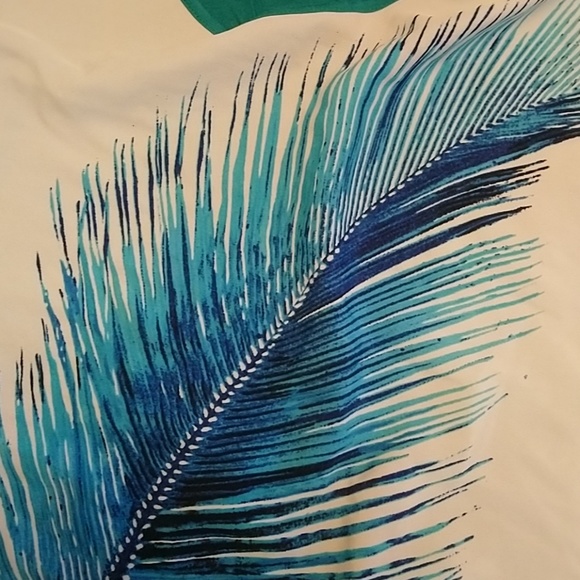 NY&Co Drapey Feather Print Top Sz Small - Picture 3 of 4